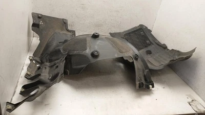  8 SERIES WING LINER SPLASH GUARD 840I FL - PART NUMBER 51717374735 51717423771  - Image 1 of 4