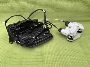 BMW F15 F16 X5 X6 FRONT LEFT Door lock Auto soft close Lock Rear 7281951 7323781 - Picture 1 of 18