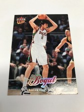 AB6-2007-08 FLEER ULTRA NBA TRADING CARD COMMON CARD #102 ANDREW BOGUT-BUCKS