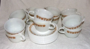 Vintage Corelle Pyrex Gold Butterfly 14 Pyrex Cups 14 Corelle Saucers - Picture 1 of 13