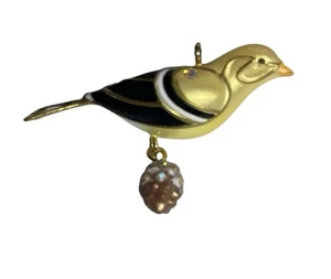 Hallmark Keepsake 2010 cardellino miniatura ornamento serie Beauty of Birds - Foto 1 di 5