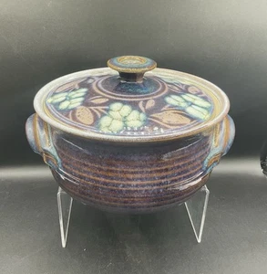 KUNSTKERAMIK BLUMEN TOPF BLAU UND LILA MIT DECKEL UND GRIFFEN  - Bild 1 von 9