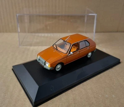 Citroën Visa Club 1979 Vetrina scatola 1/43 IXO - Immagine 1 di 3