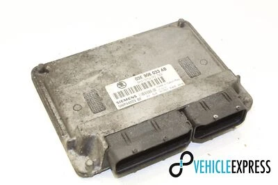 Centralina motore SKODA FABIA I 6Y2 03E906033AB 2003 - Immagine 1 di 3