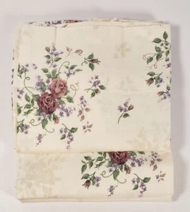 VINTAGE Bedding Pillow Cases Flannel Pair of 2 Floral Brown Lilac  A16 - Picture 1 of 1