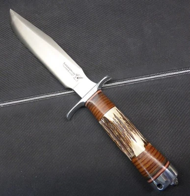 Cuchillos BLACKJACK EE. UU. Modelo Clásico 1-7 Ciervo y Mango de Cuero Apilado Nuevo en Caja Foto 1 de 4