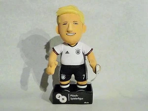 DFB Fan Puppe Bastian Schweinsteiger Plüsch ca 25cm - 4 Sterne - Spielerfigur - Picture 1 of 3