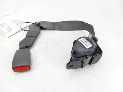 Chevrolet Malibu 2011 retractor de cinturón de seguridad central trasero Foto 1 de 4