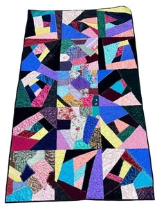 Crazy Quilt handgefertigt von The Valley Assembly Quilters Spokane Washington 42"x 72" - Bild 1 von 7