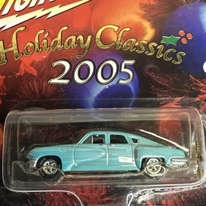 1948 TUCKER TORPEDO 20 JOHNNY LIGHTNING HOLIDAY CLASSIC ORNAMENTS 1:64 - Picture 1 of 7