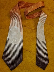 1940s 1950s BOLD VINTAGE ~ MENS DRESS TIE ~ BROWN, ORANGE, BEIGE ~ 48" - Picture 1 of 9