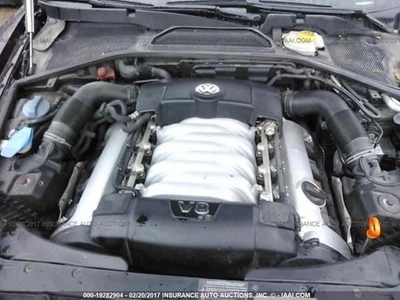 AC Condenser Fits 04-06 PHAETON 2165812 - Image 1 of 4