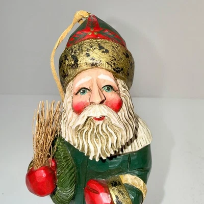 Leo Smith Folk Art Belsniekel Santa Ornament 2922/4000 - Image 1 of 4