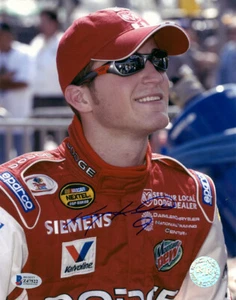 KASEY KAHNE SIGNED AUTOGRAPHED 8x10 PHOTO CELEBRATED NASCAR DRIVER BECKETT BAS - Picture 1 of 2