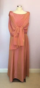 GINA BACCONI SALMON PINK LACE UP BACK TAFFETA EVENING DRESS & WRAP SIZE 16 - Picture 1 of 5