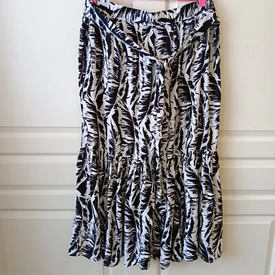 Cacique Women's Plus Black/White Palm Leaves Woven Skirt Coverup Size 26/28 - Image 1 of 4