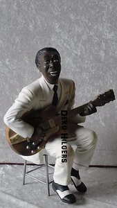 E- Gitarre Figur Jazz Musiker Skulptur Jazzfigur Afrika Musik Werbefigur Deko 32 - Picture 1 of 7
