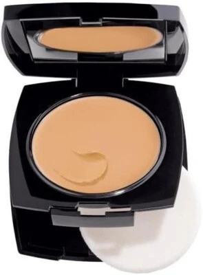 Avon Flawless CREAM-TO-POWDER FOUNDATION Compact 9g,  SPF 15 / 120N PORCELAIN - Image 1 of 4