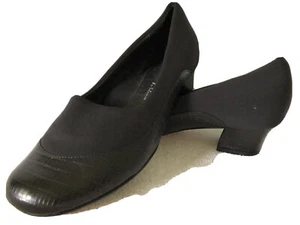 **7.5** Taryn by Taryn Rose crocodile leather fabric comfy low Heel Shoes ITALY - Picture 1 of 10