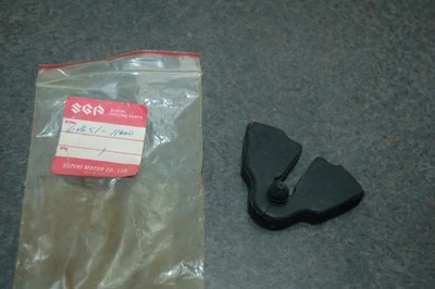 NOS GENUINE SUZUKI 64651-11000 REAR DRUM CUSHION T500 T350 GT550 GT500 NEW OLD - Image 1 of 4