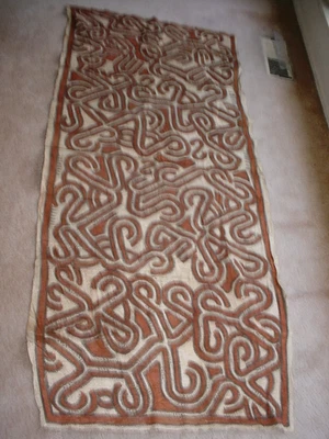 TELA TAPA VINTAGE DE PAPÚA NUEVA GUINEA 76 POR 31 Foto 1 de 4