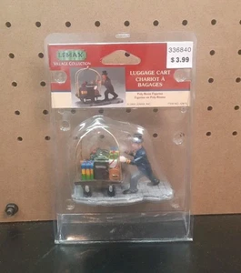 LEMAX VILLAGE COLLECTION 42875 GEPÄCKWAGEN FIGUR VINTAGE 2004 NICHT MEHR ERHÄLTLICH   - Bild 1 von 3