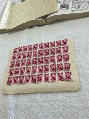RUSSIA-(-1961-)-Sc.# 2447-MININ AND POZHARSKY MONUMENT.BLOCK OF 50 Stamps-MNH - Image 1 of 3