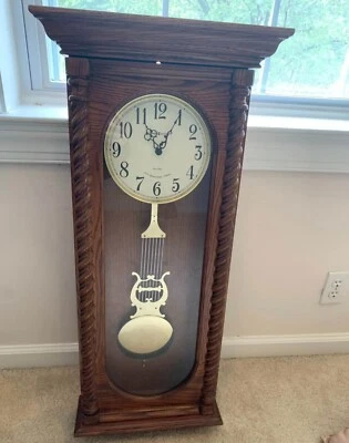退役 Howard Miller Grandfather 时钟 型号 620-194 — 第 1/4 张图片