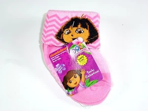 NEU 4 PAAR MÄDCHEN DORA THE EXPLORER RUTSCHFESTE SOCKEN GRÖSSE 18-24M NS68 - Bild 1 von 3