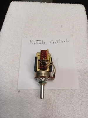 INTERRUPTOR DE CONTROLE DE PASSO DE BOBINA A BOBINA TEAC A 7300 - Imagem 1 de 4