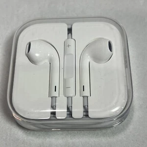 NUEVO Auriculares intrauditivos Apple EarPods - blancos - Imagen 1 de 3