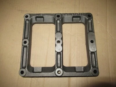Bearing Block Crankshaft Holder (New - Take Off) 90529725 - Image 1 of 2