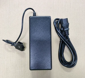 Für Fulaishi ZF120A-1508000 2 Pin Adapter LED Video Licht Spannung Splitter 15 V 8 A - Bild 1 von 3
