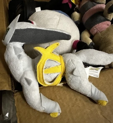 Muñeca de peluche de peluche Jakks Pacific 2009 Arceus 8,5 pulgadas Foto 1 de 2