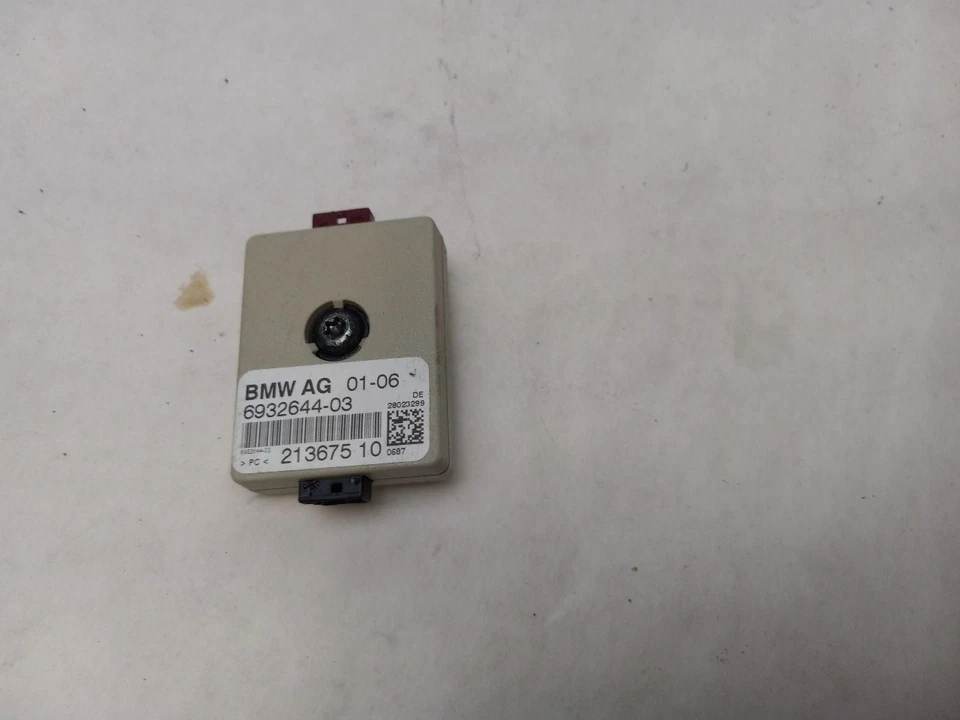 MÓDULO FILTRO SUPRESIÓN AMPLIFICADOR ANTENA BMW 325 XI 2006 OEM 6932644-03 Foto 1 de 4