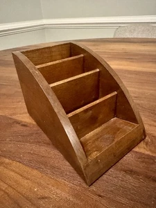 Levenger Madera 3 Ranuras Escritorio Organizador Almacenamiento Caja Suministros de Oficina Soporte Usado en Excelente Condición - Imagen 1 de 9