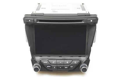 HYUNDAI i40 VF Musik-Player mit GPS 965603Z100 2012 32957452 - Bild 1 von 4