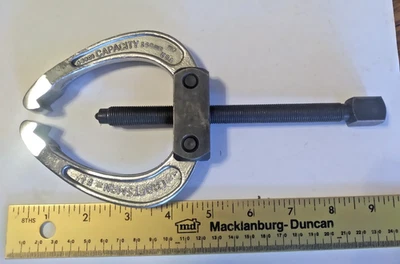 VINTAGE USA CRAFTSMAN TWO ARM GEAR PULLER 46901 WF 5-1/2" CAPACITY NICE - Image 1 of 4