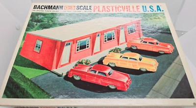 Bachmann Plasticville USA O-S Scale Motel 1913-200 Kit Pink & White - Image 1 of 4