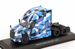 1:43 Hachette Freightliner Cascadia 2018 blue/white/black - Picture 1 of 3