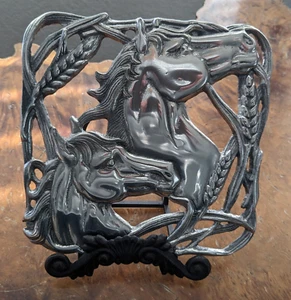 Arthur Court Aluminum Horses With Wheat Trivet 7.75" Square - Picture 1 of 9