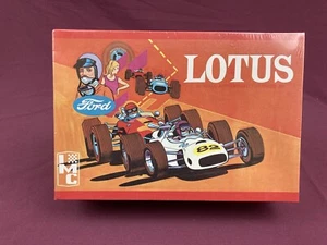 FACTORY SEALED Vintage 1/25 IMC Ford Lotus Model Kit #122-200 - Picture 1 of 6
