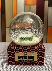 STEPHEN KING’S THE SHINING ORIGINAL MOVIE MEMORABILIA SNOW GLOBE VERY RARE - Picture 1 of 10