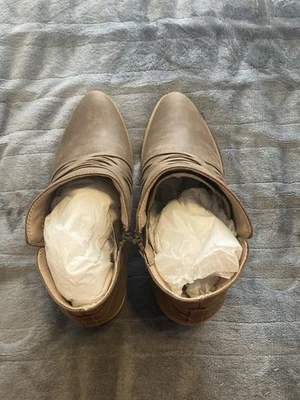 LifeStride Women's Prairie Ankle Boots Booties, Size 9.5 W - Image 1 of 4