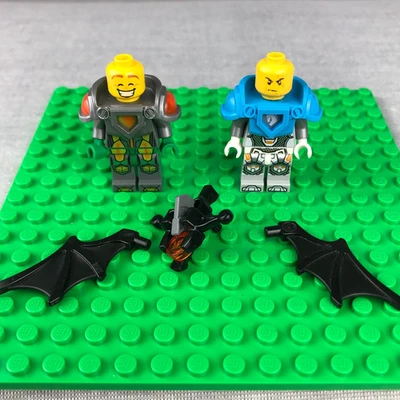 LEGO NEXO KNIGHTS Minifigura Accesorio Lote Ultimate Aaron Robin Ballesta Alas Foto 1 de 4