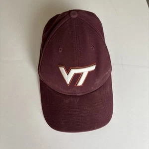 Virginia Tech Cap Fitted Hat Hokies Maroon Embroidered Logo 39Thirty M/L - Picture 1 of 1