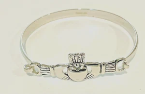 New CLADDAGH Fashion Stainless Steel Bangle Bracelet - Picture 1 of 2