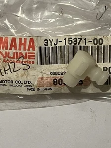 YAMAHA RS100 RS125 CÁRTER RESPIRADOR GENUINO NOS 73-80 - Imagen 1 de 1