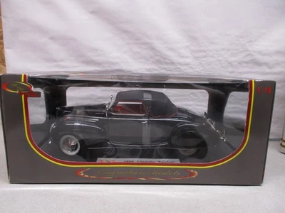Signature Models 1939 Lincoln Zephyr 1/18 HH Black - Image 1 of 2