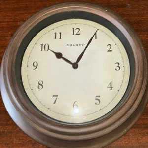 CHANEY 10 Zoll Durchmesser Büro oder Zuhause Wanduhr braun dekorativ funktioniert super - Bild 1 von 4